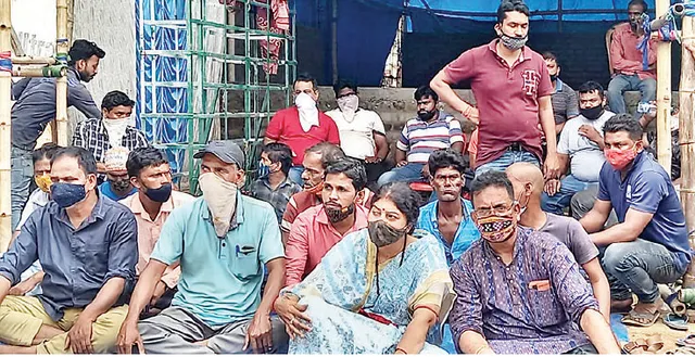 ଜୋର୍‌ଦାର ବିରୋଧ ସତ୍ତ୍ବେ, ଭଙ୍ଗା ହେଲା ଦୁର୍ଗାପୂଜା ମଣ୍ଡପ