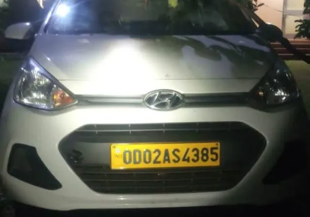 ଗଞ୍ଜେଇ ଚାଲାଣର ମାଧ୍ୟମ ସାଜିଛି ଦାମୀ କାର୍‌, ପୁଣି ୨୫ କେଜି ଜବତ, ଦୁଇ ଗିରଫ