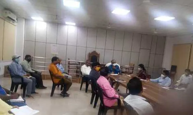 ତାଳଦଣ୍ଡା କେନାଲ ସମ୍ପ୍ରସାରଣ ଯୋଜନା : କ୍ଷତିଗ୍ରସ୍ତ ହେବେ ହଜାରେ ବସ୍ତି ପରିବାର, ୪୦୦ ଦୋକାନ, ଛତ୍ରବଜାରର ୬୦୦ ଉଠା ଦୋକାନ