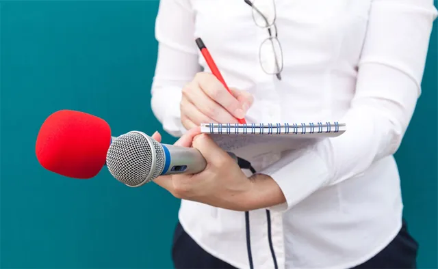 ସାମ୍ବାଦିକଙ୍କୁ ଦେଖି ଭୟ କାହିଁକି ?