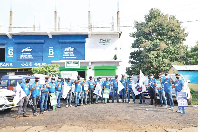 ଜେଏସ୍‌ଡବ୍ଲୁ ସିମେଣ୍ଟ୍‌ର ମାର୍କେଟ୍‌ ଷ୍ଟର୍ମିଂ କାର୍ଯ୍ୟକ୍ରମ