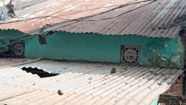 ପୂର୍ବ ଶତ୍ରୁତାରୁ ଫୁଲବାଣୀର ପିଅନପଡାରେ ବୋମା ମାଡ଼!