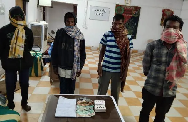 ଜୁଆଅଡ୍ଡା ଉପରେ ଚଢାଉ, ୩୬ ହଜାର ୮୫୦ ଟଙ୍କା ଜବତ