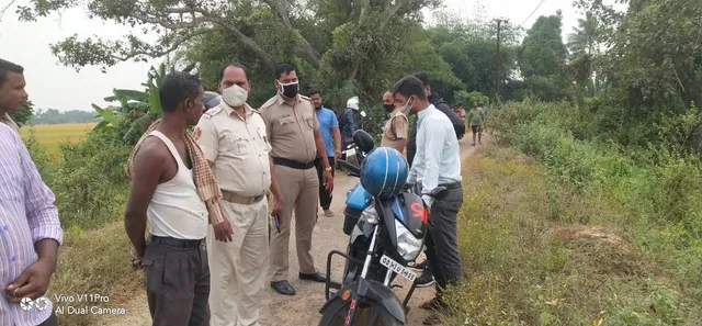 ଲୁଟେରାଙ୍କ ଟାର୍ଗେଟରେ ଅର୍ଥ ଲଗାଣକାରୀ ସଂସ୍ଥା, ବନ୍ଧୁକ ଓ ମାରଣାସ୍ତ୍ର ଲଗାଇ ୨ କର୍ମଚାରୀଙ୍କୁ ଲୁଟିଲେ