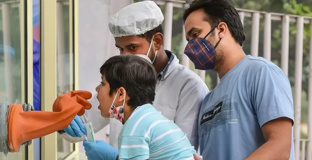 ଏଣିକି ବିନା ମାସ୍କରେ ଧରାପଡ଼ିଲେ ଜରିମାନା ଆଦାୟ ସହ କରାଯିବ କରୋନା ପରୀକ୍ଷା