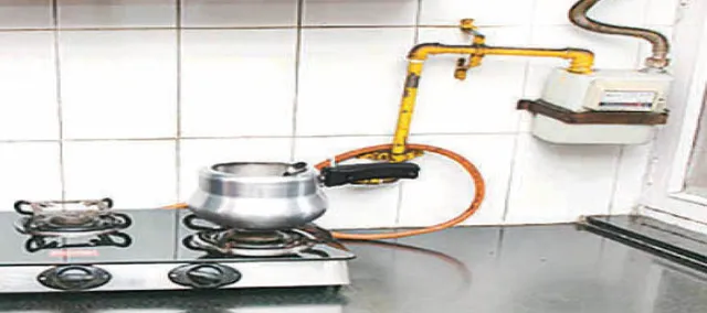 କଟକରେ ଶୀଘ୍ର ପାଇପ୍‌ରେ ରନ୍ଧନ ଗ୍ୟାସ୍‌ ଯୋଗାଣ ଆରମ୍ଭ ହେବ, ନୂଆ ସଂଯୋଗ ଉପରେ ପଞ୍ଜୀକରଣ ଫି’ ଛାଡ଼