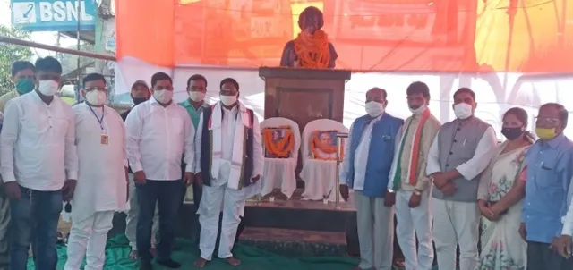 କିଷାନ ଅଧିକାର ଓ ସତ୍ୟାଗ୍ରହ ଅଭିଯାନ ଉଦଯାପିତ : ଇନ୍ଦିରା ଓ ସର୍ଦ୍ଦାର ପଟେଲଙ୍କୁ କଂଗ୍ରେସର ଶ୍ରଦ୍ଧାଞ୍ଜଳି