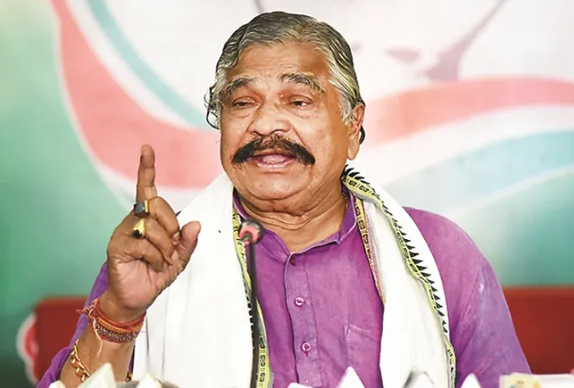 ସୁରଙ୍କ ପରିବାର ରାଜନୀତି ଚର୍ଚ୍ଚା