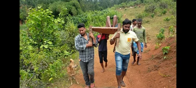 ପୁଣି ରାସ୍ତା ସମସ୍ୟା: ୩ କିମି ଖଟିଆରେ ବୁହାହେଲେ ଗୁରୁତର ରୋଗୀ