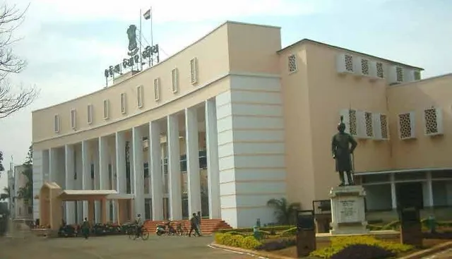 ଆସନ୍ତାକାଲି ଯାଏ ଗୃହ ମୁଲତବୀ, ସ୍କୁଲ ବନ୍ଦ ପ୍ରସଙ୍ଗରେ ସରକାରୀ ଦଳ ମୁଖ୍ୟ ସଚେତକ ଆଣିବେ ପ୍ରସ୍ତାବ