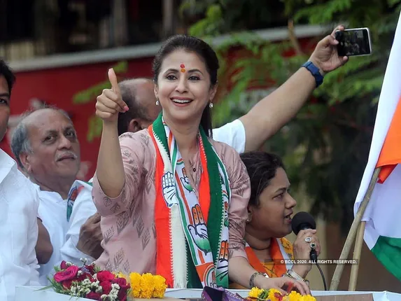 କଂଗ୍ରେସ ଛାଡ଼ିବା ପରେ ଏବେ ଶିବସେନାରେ ଯୋଗ ଦେବେ ବଲିଉଡ ଅଭିନେତ୍ରୀ ଉର୍ମିଲା ମାତୋଣ୍ଡକର