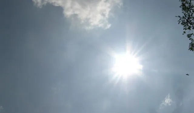 ସମ୍ବଲପୁର‌ରେ ୨୪ ଘଣ୍ଟା ମଧ୍ୟରେ ପାରଦ ଖସିଲା ୬.୬ ଡିଗ୍ରି, ଆଜି ଦିନ ୨ଟାରେ ତାପମାତ୍ରା ୩୮.୮ ଡିଗ୍ରି ରେକର୍ଡ