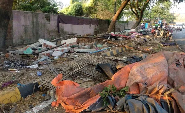 କରୋନା ମାଡ଼କୁ ବଳେଇଲା ବିଡିଏ ପାହାର : ନନ୍ଦନକାନନ ସମ୍ମୁଖରୁ ଶହେ ଦୋକାନ ଉଚ୍ଛେଦ