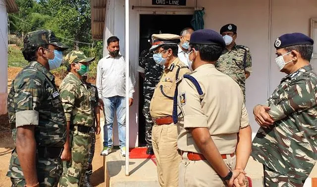 ଓଡ଼ିଶା ପୁଲିସ୍ ମହାନିର୍ଦେଶକଙ୍କ ସିଆରପିଏଫ୍ ଶିବିର ପରିଦର୍ଶନ