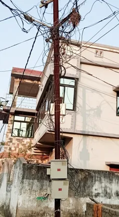 ଫନିର ଦେଢ଼ବର୍ଷ ପରେ ବି ମରାମତି ହେଲାନି ଷ୍ଟ୍ରିଟ୍‌ ଲାଇଟ୍‌; ଅନ୍ଧାର ରାସ୍ତାରେ ସାର୍ତ୍ତୋଳର ୧୫ଶହ ପରିବାର