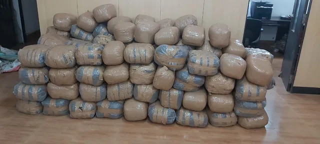 ସାଢେ଼ ପାଞ୍ଚ କୁଇଣ୍ଟାଲରୁ ଅଧିକ ଗଂଜେଇ ଜବତ, ଡ୍ରାଇଭର ଫେରାର