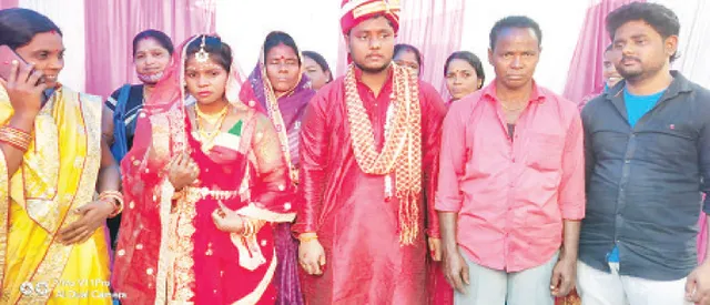 ମହିଳା ମହାସଂଘ ମଧ୍ୟସ୍ଥତାରେ ନିରାଶ୍ରିତ ଯୁବତୀଙ୍କ ବାହାଘର