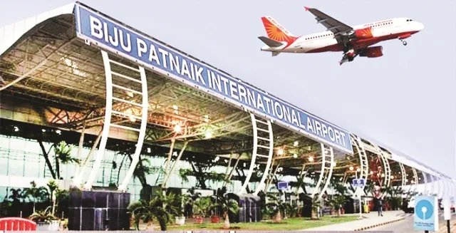 ବାତ୍ୟା ପାଇଁ ରାତି ୧୧ଟାରୁ ବନ୍ଦ ରହିବ ଭୁବନେଶ୍ବର ବିମାନ ବନ୍ଦର