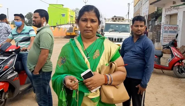 ମହିଳାଙ୍କ ଉପସ୍ଥିତ ବୁଦ୍ଧି ଯୋଗୁଁ ଛିନତାଇ ଉଦ୍ୟମ ପଣ୍ଡ