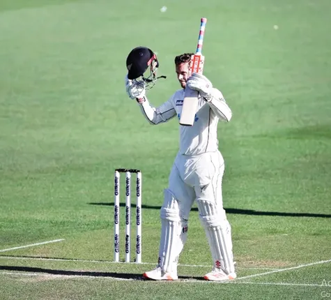 ନିକୋଲ୍‌ସଙ୍କ ଶତକ: ନ୍ୟୁଜିଲାଣ୍ଡ୍‌ ୨୯୪/୬