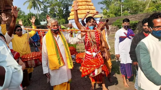 ପୋଢ଼ୁଆଁ ହେବେ ବଡ଼ ଠାକୁର; ନିଆଳି ମାଧବାନନ୍ଦଜିଉ ମନ୍ଦିରରୁ ଗଲା ପ୍ରଥମାଷ୍ଟମୀ ଭାର