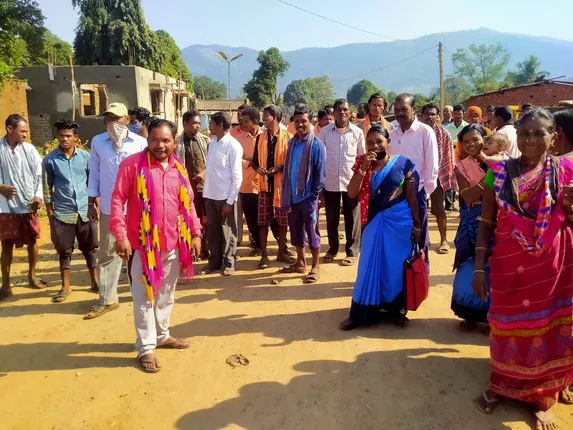 ମହିଳା ସ୍ୱାସ୍ଥ୍ୟକର୍ମୀଙ୍କ ବଦଳିକୁ ନେଇ ପାପରମେଟେଲା ପଞ୍ଚାୟତରେ ଅସନ୍ତୋଷ