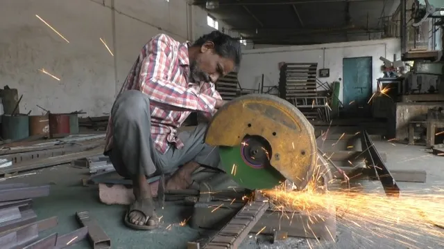 କରୋନା ଛାଟରେ ଧରାଶାୟୀ ଶିଳ୍ପ ଜଗତ; ସ୍ବାଭାବିକ ସ୍ଥିତିକୁ ଫେରି ପାରୁନି ଅଣୁ, କ୍ଷୁଦ୍ର ଓ ମଧ୍ୟମ ଶିଳ୍ପ ସଂସ୍ଥା