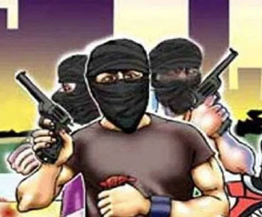 ସମ୍ବଲପୁର: ଢାବାରେ ଯୁବକଙ୍କୁ ପ୍ରାଣାନ୍ତକ ଆକ୍ରମଣ କରି ଲୁଟ୍‌