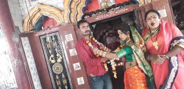 କିନ୍ନରଙ୍କୁ ବିବାହ କଲେ ଯୁବକ