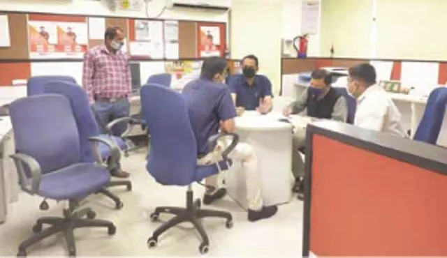 ବ୍ରହ୍ମପୁରରେ ପାଠକ ଲିଙ୍କ୍ : ୫ ବ୍ୟାଙ୍କ୍‌, ୨ ବୀମା ଅଫିସ୍‌ରେ ଏସ୍ଆଇଟି ଖୋଳତାଡ଼