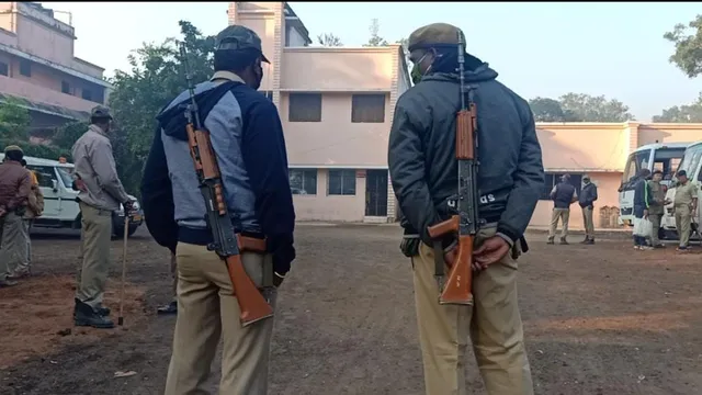 ବୀରମିତ୍ରପୁରରେ ଜିଲ୍ଲା କଂଗ୍ରେସ ପକ୍ଷରୁ ବାରଘଣ୍ଟିଆ ବନ୍ଦ ପାଳନ