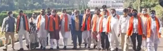 ପରୀ ମୃତ୍ୟୁ ମାମଲାରେ ରାଜ୍ୟପାଳଙ୍କୁ ଭେଟିଲେ ବିଜେପିର ପ୍ରତିନିଧି ଦଳ