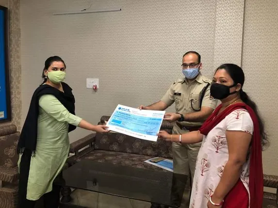 ନୂଆପଡ଼ା ଜିଲ୍ଲା ୨ଜଣ କରେନା ଯୋଦ୍ଧାଙ୍କ ପରିବାରକୁ ୫୦ ଲକ୍ଷ ଟଙ୍କାର ସହାୟତା ରାଶି ପ୍ରଦାନ