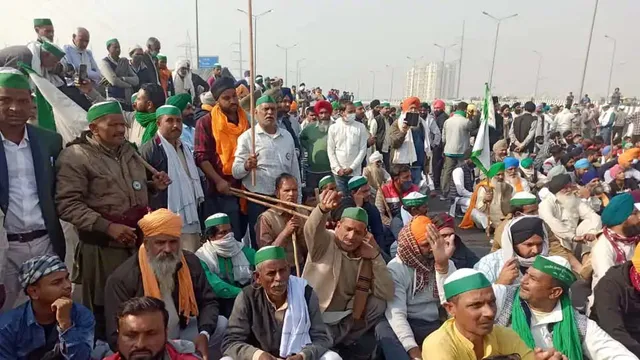 ଆନ୍ଦୋଳନ ଶେଷ କରି ସମସ୍ୟା ସମାଧାନ ଲାଗି କେନ୍ଦ୍ର ସହ କାର୍ଯ୍ୟ କରିବାକୁ କୃଷକମାନଙ୍କୁ ନିବେଦନ କରିବେ କୃଷିମନ୍ତ୍ରୀ ନରେନ୍ଦ୍ର ସିଂହ ତୋମାର