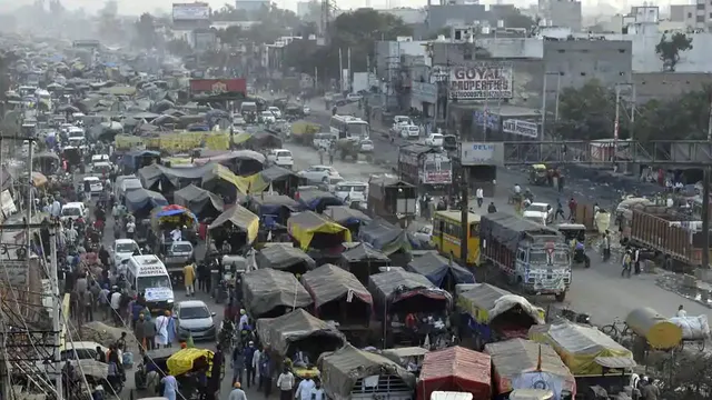 ପଞ୍ଜାବରୁ ଦିଲ୍ଲୀ ଅଭିମୁଖେ ଯାତ୍ରା ଆରମ୍ଭ କରିଛନ୍ତି କୃଷକ ସଙ୍ଗଠନ, ପୁଲିସ ସଜାଗ