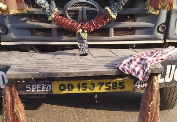 ହାଇୱା ଧକ୍କାରେ ଚାଷୀ ମୃତ, ଉତ୍ତ୍ୟକ୍ତ ଲୋକଙ୍କ ରାସ୍ତାରୋକ