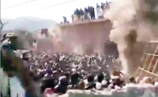 ପାକିସ୍ତାନରେ ହିନ୍ଦୁ ମନ୍ଦିର ଧ୍ବସ୍ତ, ୨୬ ଗିରଫ