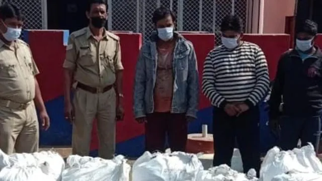 ଚୋରା ଚାଲାଣ ବେଳେ ୨୦୮ କିଲୋ ଗଞ୍ଜେଇ ଜବତ, ତିନି ଗିରଫ