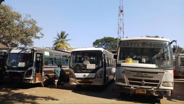 ୧୫୦ରୁ କେବଳ ୩ଟି ‘ବିଜୁ ଗାଁ ଗାଡ଼ି’ ଗଢ଼ୁଛି; ବଳକା ଗାଡ଼ି ଗଲା କୁଆଡେ?