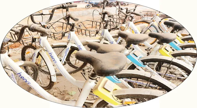 ମୁଣ୍ଡରୁ ଦୋଷ ଝାଡ଼ୁଛନ୍ତି ବାବୁ: ଚୋରି ହୋଇଗଲା, ଜାଣିପାରିଲେନି?