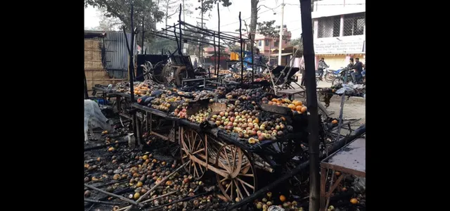 ବଲାଙ୍ଗୀର: ଫଳ ମାର୍କେଟରେ ଅଗ୍ନିକାଣ୍ଡ, ଜଣେ ଗୁରୁତର