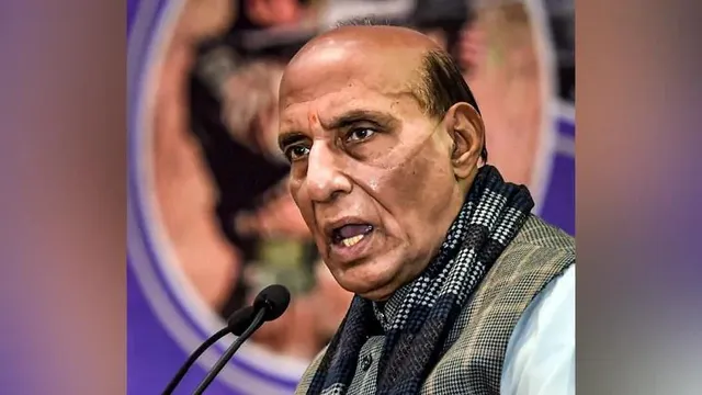 କୌଣସି 'ମାଇ କା ଲାଲ୍' ଚାଷୀଙ୍କଠାରୁ ଜମି ଛଡ଼ାଇ ନେଇ ପାରିବେ ନାହିଁ: ପ୍ରତିରକ୍ଷା ମନ୍ତ୍ରୀ