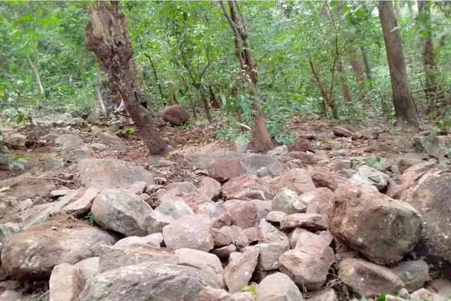 ଷ୍ଟୋନ୍‌ ବଣ୍ତିଂ ନାମରେ ଆଇଟିଡିଏରେ କୋଟି କୋଟି ହରିଲୁଟ, ସବୁ ଜାଣି ନିରବ ପ୍ରକଳ୍ପ ପ୍ରଶାସକ