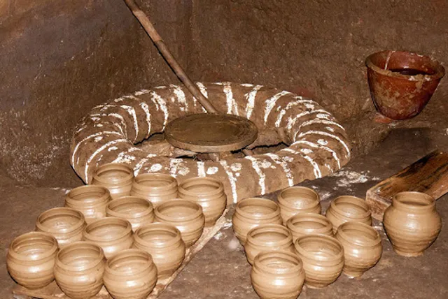 କୁରାଳଚକ୍ର ଓ ଢିଙ୍କି, ଚାଉଳ