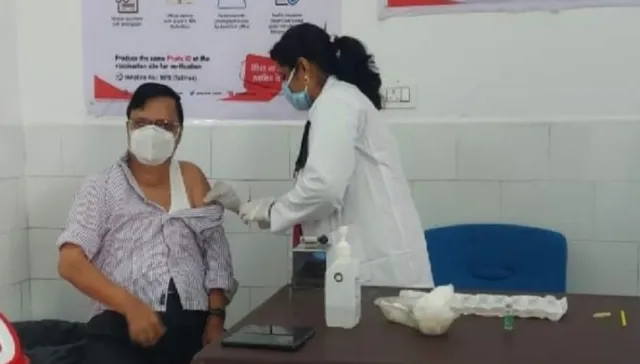 ରାୟଗଡ଼ା ସିଡ଼ିଏମଓ ନେଲେ କୋଭିଡ ଟିକା, ୩ ଦିନରେ ଟିକା ନେଲେଣି ୧୨୫୦ ଯୋଦ୍ଧା