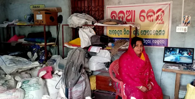 ଅଭାବ ଦେଖାଇଲା ରୋଜଗାର ବାଟ : ୧୨୭୫ଟି ସ୍ବୟଂ ସହାୟକ ଗୋ‌ଷ୍ଠୀର ନେତୃତ୍ବ ନେଉଛନ୍ତି କଳ୍ପନା