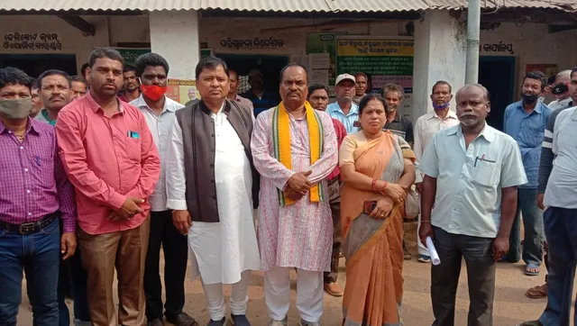 ଧାନ କିଣାରେ ଅବ୍ୟବସ୍ଥାକୁ ନେଇ ଅସନ୍ତୋଷ, ଟୋକନ ଦେଇ କିଣାଯାଉନି