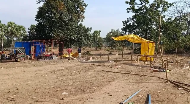 କାଲିମେଳା: ମାରାଣପାଲିରେ ଜୁଆଆଡ୍ଡା ଉପରେ ପୁଲିସର ଚଢ଼ାଉ, ୧୨ ଗିରଫ