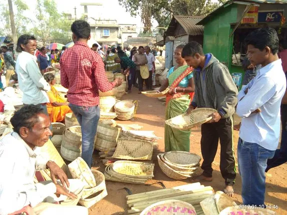 ଟୁସୁଦେବୀ ଆରାଧନା ଓ ମକର ପର୍ବ ପ୍ରସ୍ତୁତି ପାଇଁ ବାରିପଦା ସହର ଚଳଚଞ୍ଚଳ