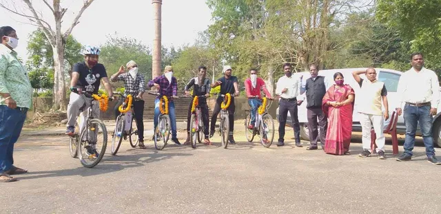 ଓଡ଼ିଆ ଭାଷାରେ କୋର୍ଟ ପରିଚାଳନା ପାଇଁ ସାଇକେଲ ଶୋଭାଯାତ୍ରା